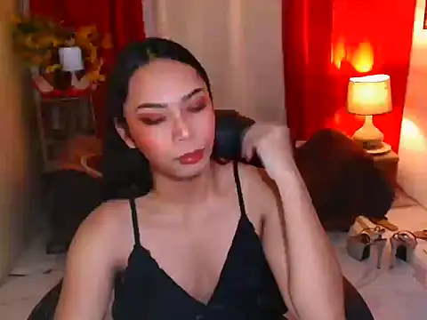 kylieEmparado online show from May 19, 2026, 1:22 am