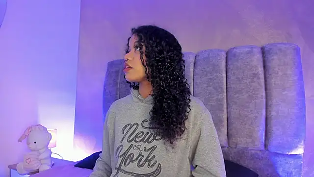 arianna roxe online show from February 21, 2026, 8:37 am