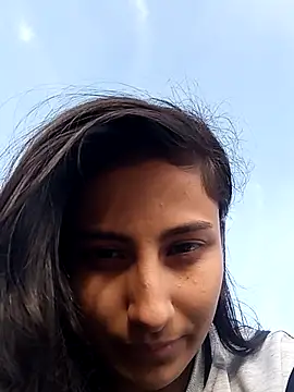 Vera Luna  online show from January 8, 2026, 10:01 pm