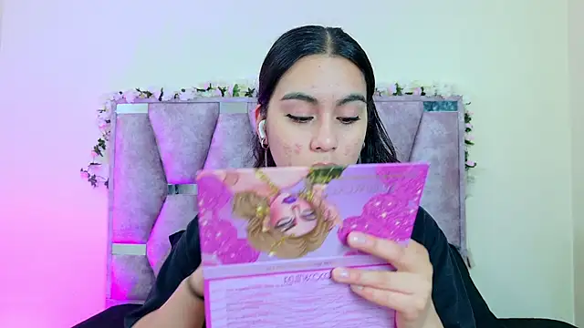 iris and damian online show from April 19, 2026, 5:23 pm