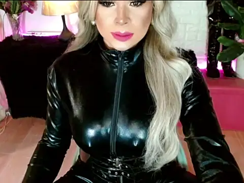 Snapshot of sheenavi chatting on December 20, 2025, 3:41 pm sheenavi online show from December 20, 2025, 3:41 pm