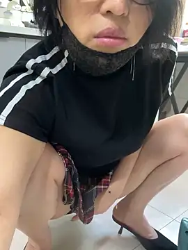 luckybaby666999 online show from May 16, 2026, 1:13 am