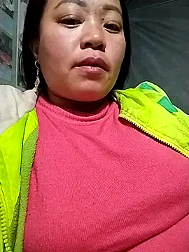 AlilaK2 online show from February 7, 2026, 1:37 pm