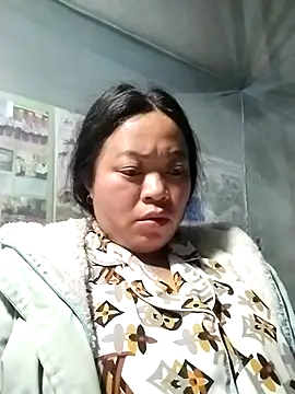 AlilaK2 online show from February 19, 2026, 10:50 pm