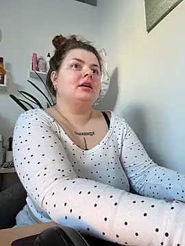 EvKamenskih online show from February 22, 2026, 8:57 am