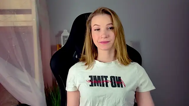 Megan Rodgers online show from February 5, 2026, 5:28 pm