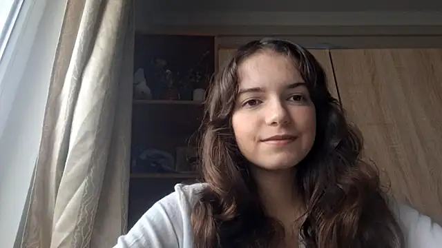 KellyKelik online show from January 7, 2026, 8:06 am