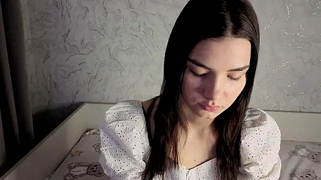 Laura Sunday online show from March 18, 2026, 12:30 pm