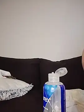 Bonnie-And-Clyde666 online show from December 17, 2025, 11:55 pm