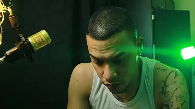 FindomForMe online show from December 22, 2025, 6:21 am