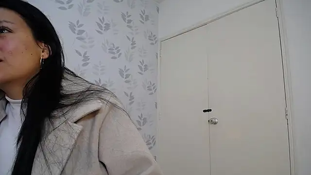 MargarettCooper  online show from January 15, 2026, 12:10 pm