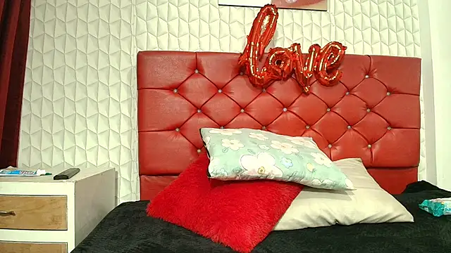 Elizabetth Roman online show from March 9, 2026, 7:51 pm