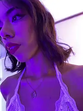 Snapshot of BellaHarpeer chatting on February 13, 2026, 7:43 pm BellaHarpeer online show from February 13, 2026, 7:43 pm