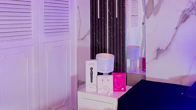 Snapshot of BellaHarpeer chatting on February 15, 2026, 7:51 am BellaHarpeer online show from February 15, 2026, 7:51 am