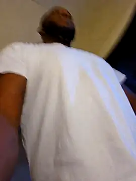 iLOVETRAY96 online show from February 22, 2026, 1:42 pm