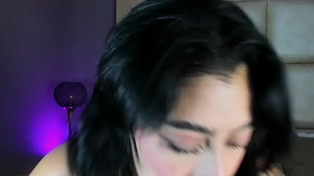 TaniaRedd  online show from February 21, 2026, 1:45 pm