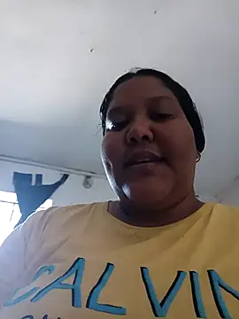 VaneandRossy online show from April 12, 2026, 4:56 pm