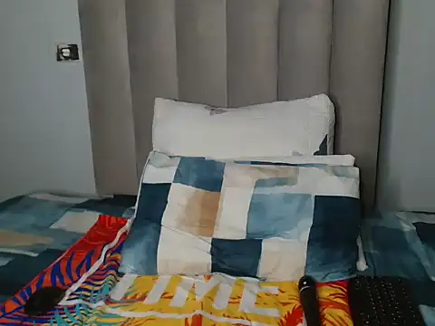 Sassy S online show from December 14, 2025, 3:12 am