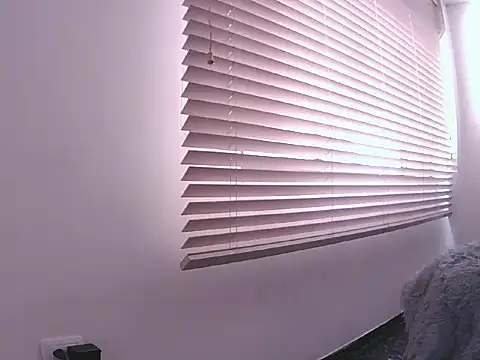 Fernanda andrew online show from March 21, 2026, 2:31 pm