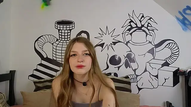 AliceCute3 online show from December 4, 2025, 7:17 am