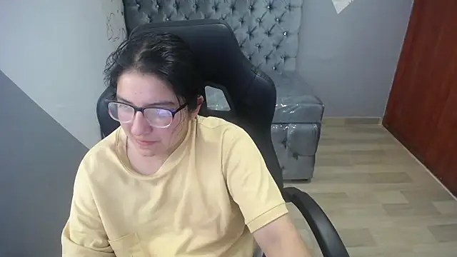 eva smit t online show from February 22, 2026, 2:26 pm