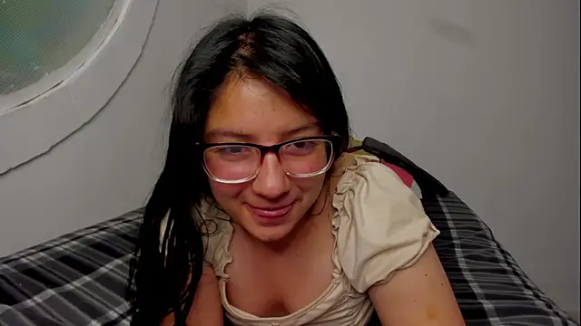 eva smit t online show from April 2, 2026, 2:31 am