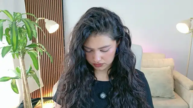 victoria   moon online show from April 13, 2026, 2:00 pm