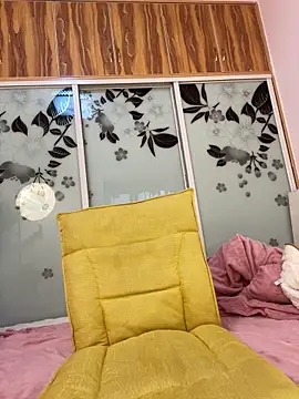 bibi347127 online show from April 11, 2026, 1:21 am