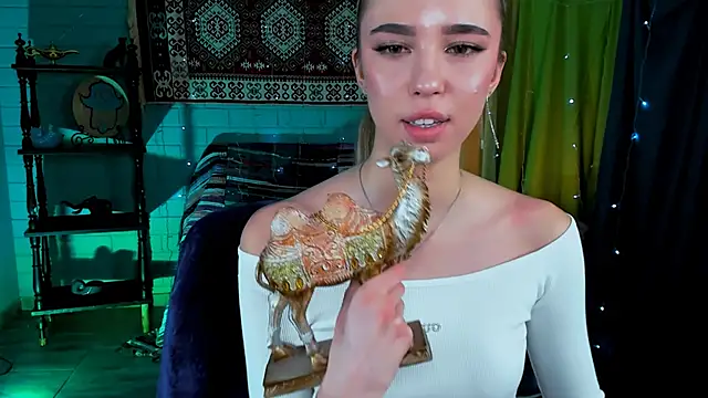 KimPorins online show from April 7, 2026, 12:38 pm