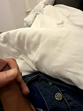 doble 19 online show from December 18, 2025, 5:30 pm