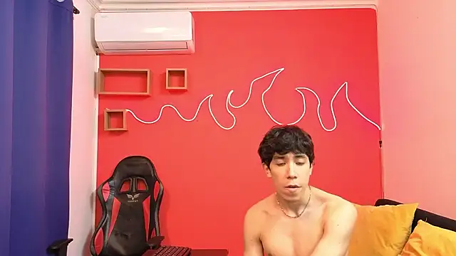 Neo Twink online show from January 17, 2026, 7:17 pm