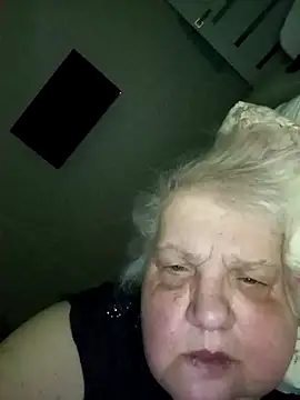 HapinessLovee online show from April 2, 2026, 3:15 am