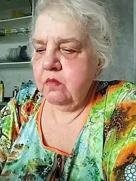 HapinessLovee online show from April 7, 2026, 6:25 am