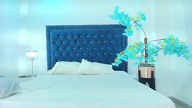 Velora nigth online show from March 12, 2026, 12:00 pm