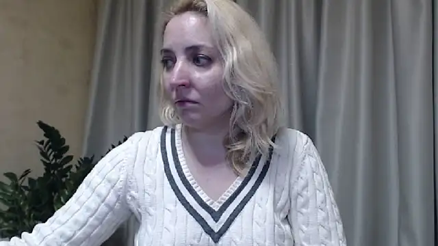 sweetpussy online show from March 18, 2025, 5:31 pm