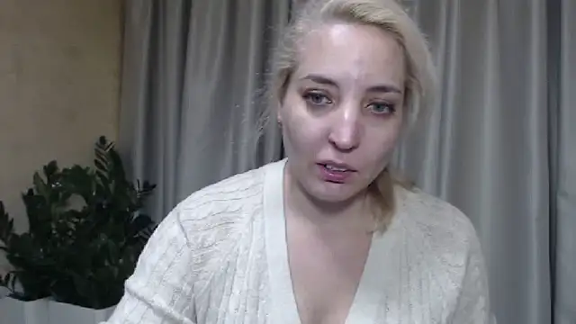 sweetpussy online show from October 5, 2025, 1:42 pm