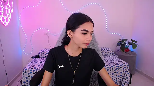 Snapshot of Sofia_tgn chatting on May 15, 2026, 6:48 pm Sofia tgn online show from May 15, 2026, 6:48 pm