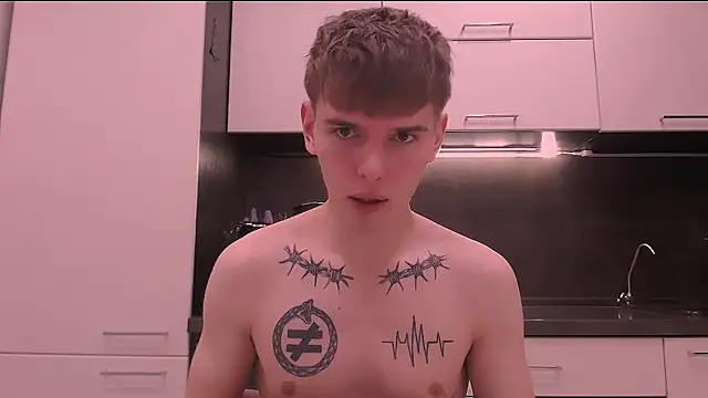 Snapshot of Fredd_Xanders chatting on February 17, 2026, 6:36 pm Fredd Xanders online show from February 17, 2026, 6:36 pm