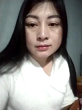 Snapshot of Paerl-sweet chatting on February 3, 2026, 12:42 am Paerl-sweet online show from February 3, 2026, 12:42 am