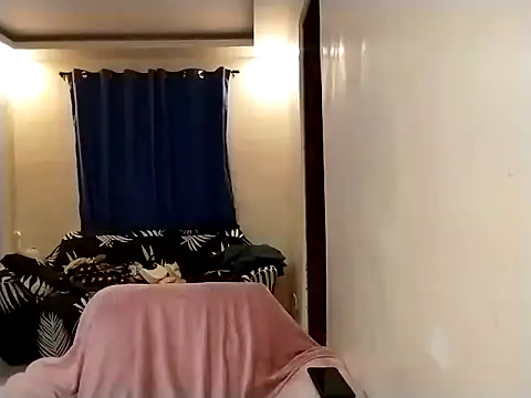 Cinpussie89 online show from February 26, 2026, 11:53 am