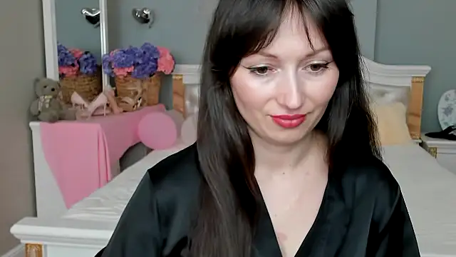 RosiAlina online show from April 18, 2026, 8:07 am