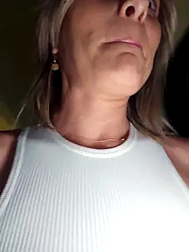 VIKS SECRET online show from May 10, 2026, 7:13 am