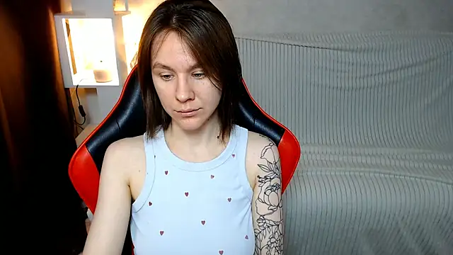 MiaBun1 online show from December 23, 2025, 3:15 am