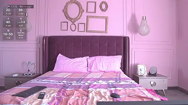 KendallVelvet online show from March 13, 2026, 12:23 pm