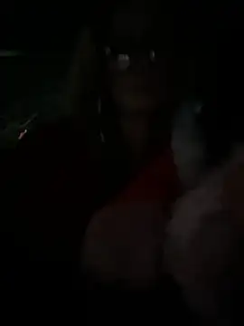 Snapshot of blondebombshell4343 chatting on December 21, 2025, 12:40 am blondebombshell4343 online show from December 21, 2025, 12:40 am