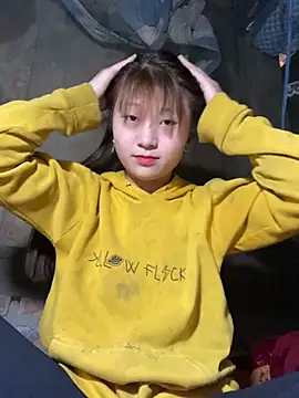 hinata-xx online show from February 5, 2026, 4:17 am