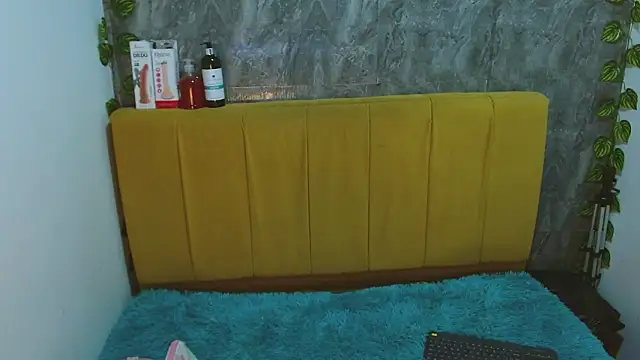 alunnaclarkcm online show from January 14, 2026, 3:12 am