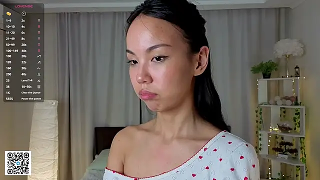 FreedaKulow online show from February 17, 2026, 6:25 pm