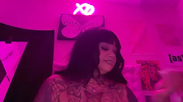 Snapshot of Itsonlyvirgo chatting on February 2, 2026, 4:33 am Itsonlyvirgo online show from February 2, 2026, 4:33 am