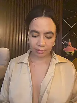 ValentinaEliot online show from February 3, 2026, 2:53 am